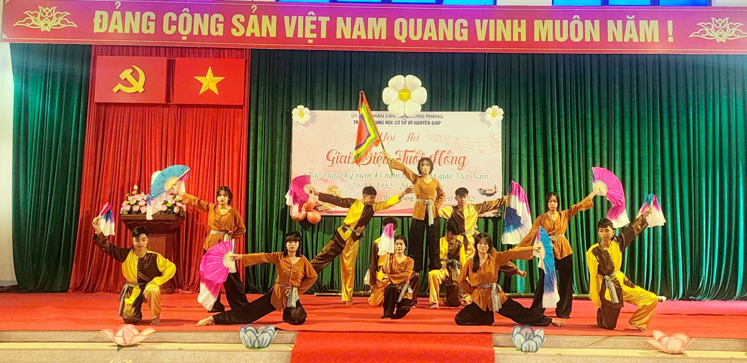 z7241718708929 1936c6c2e10a0465d3ca110e38858827